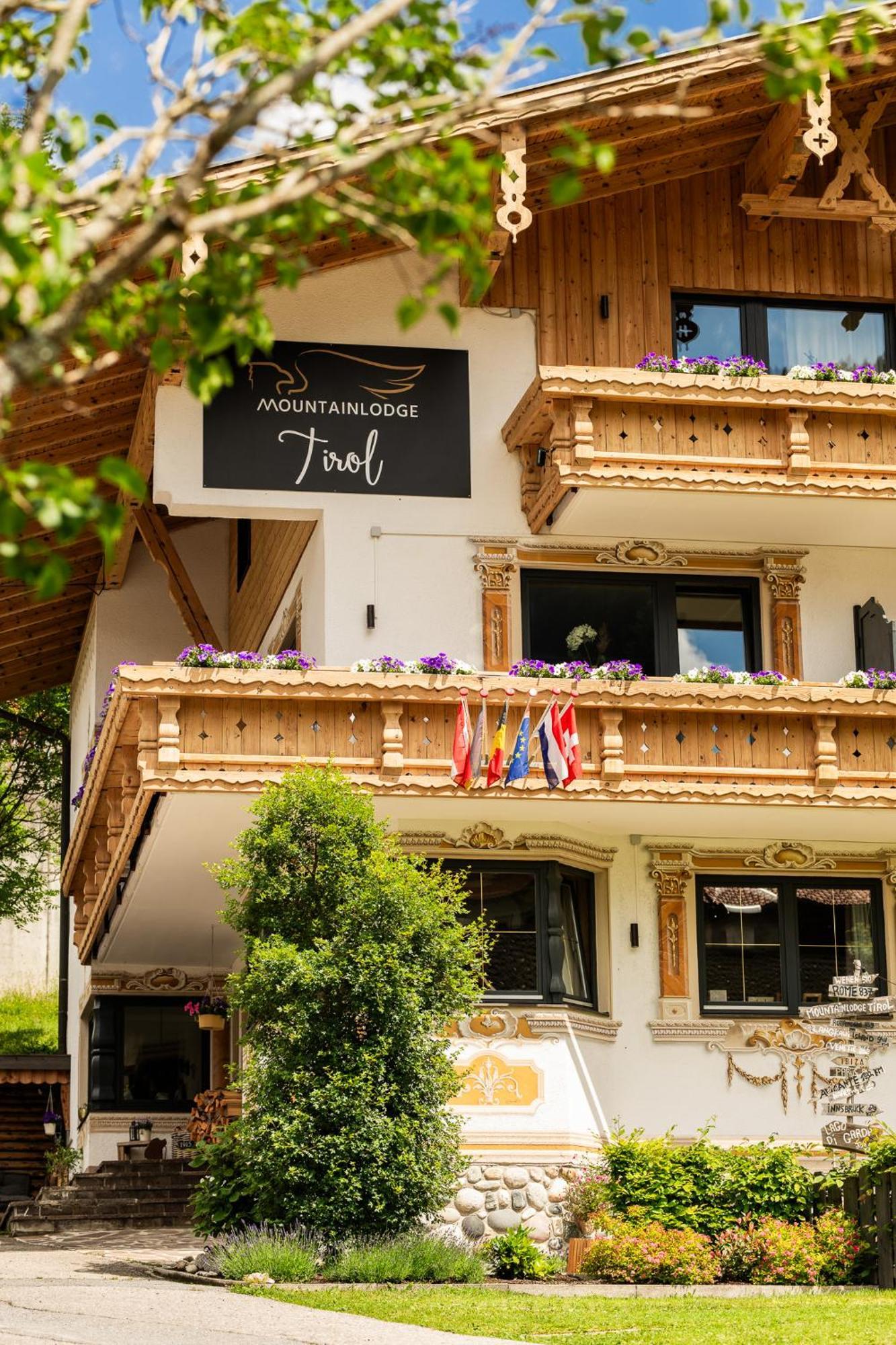 Mountainlodge Tirol Berwang Extérieur photo