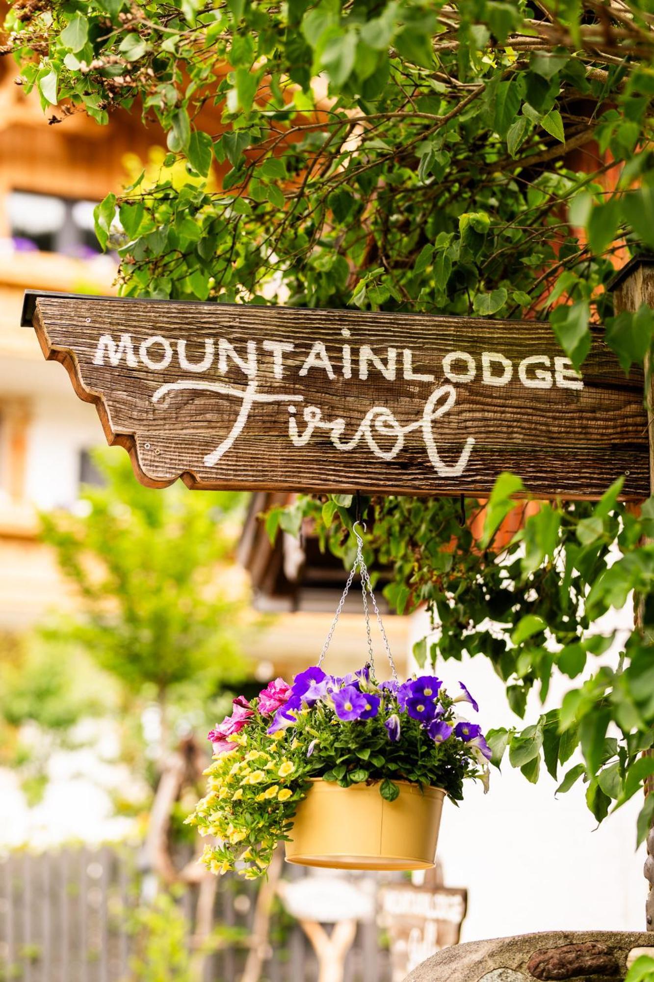 Mountainlodge Tirol Berwang Extérieur photo